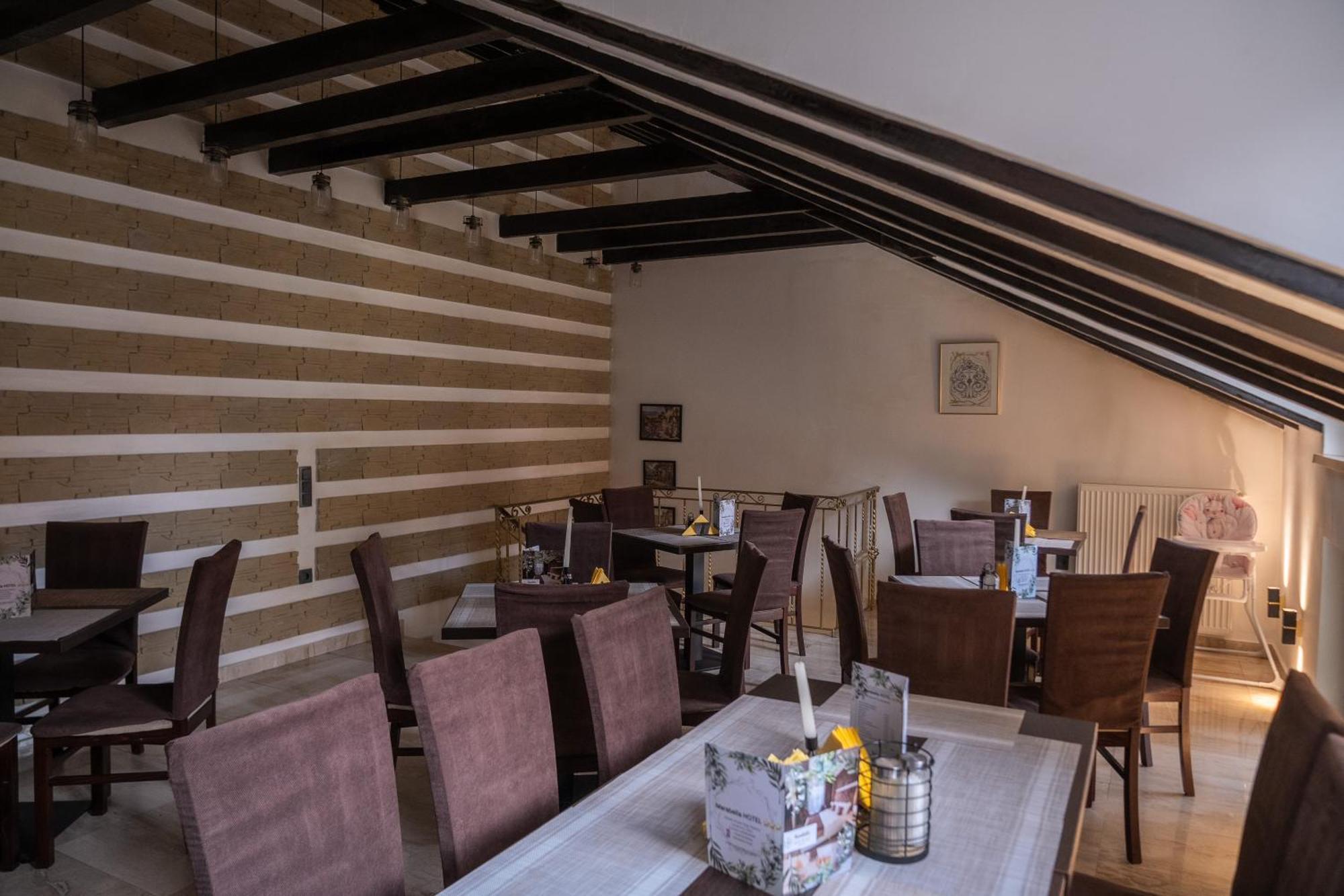 Hotel Marabella Sybin Zewnętrze zdjęcie